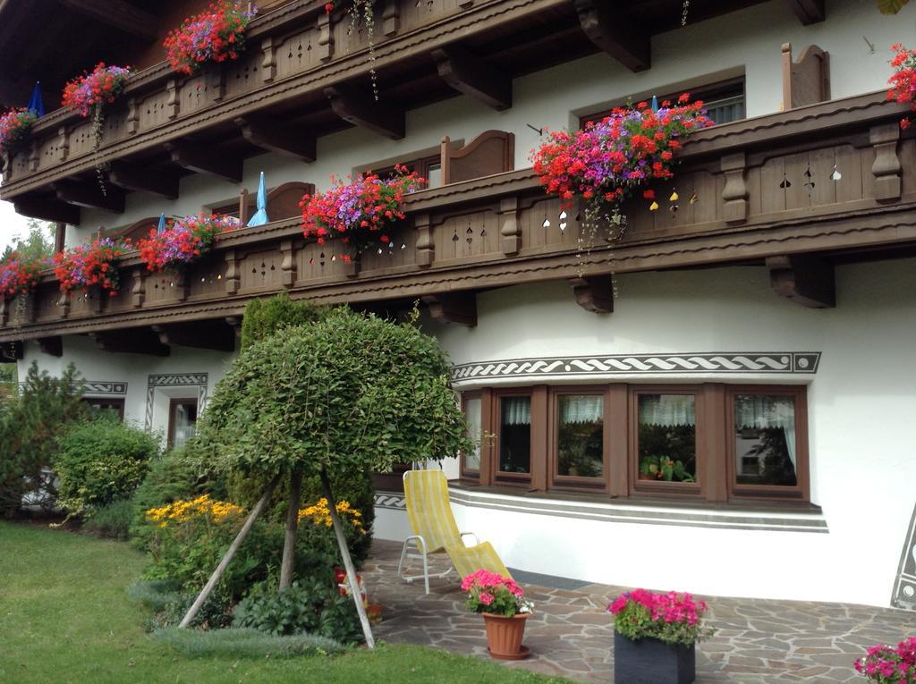Hotel Garni Almhof سيفيلد ان تيرول المظهر الخارجي الصورة